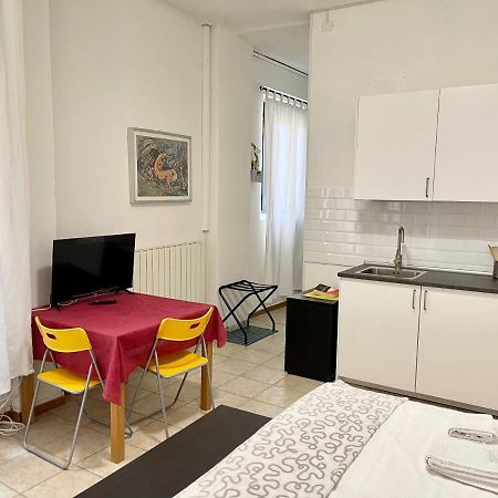 1-Tourist House Bologna-Cefalonia - Self Check-In المظهر الخارجي الصورة